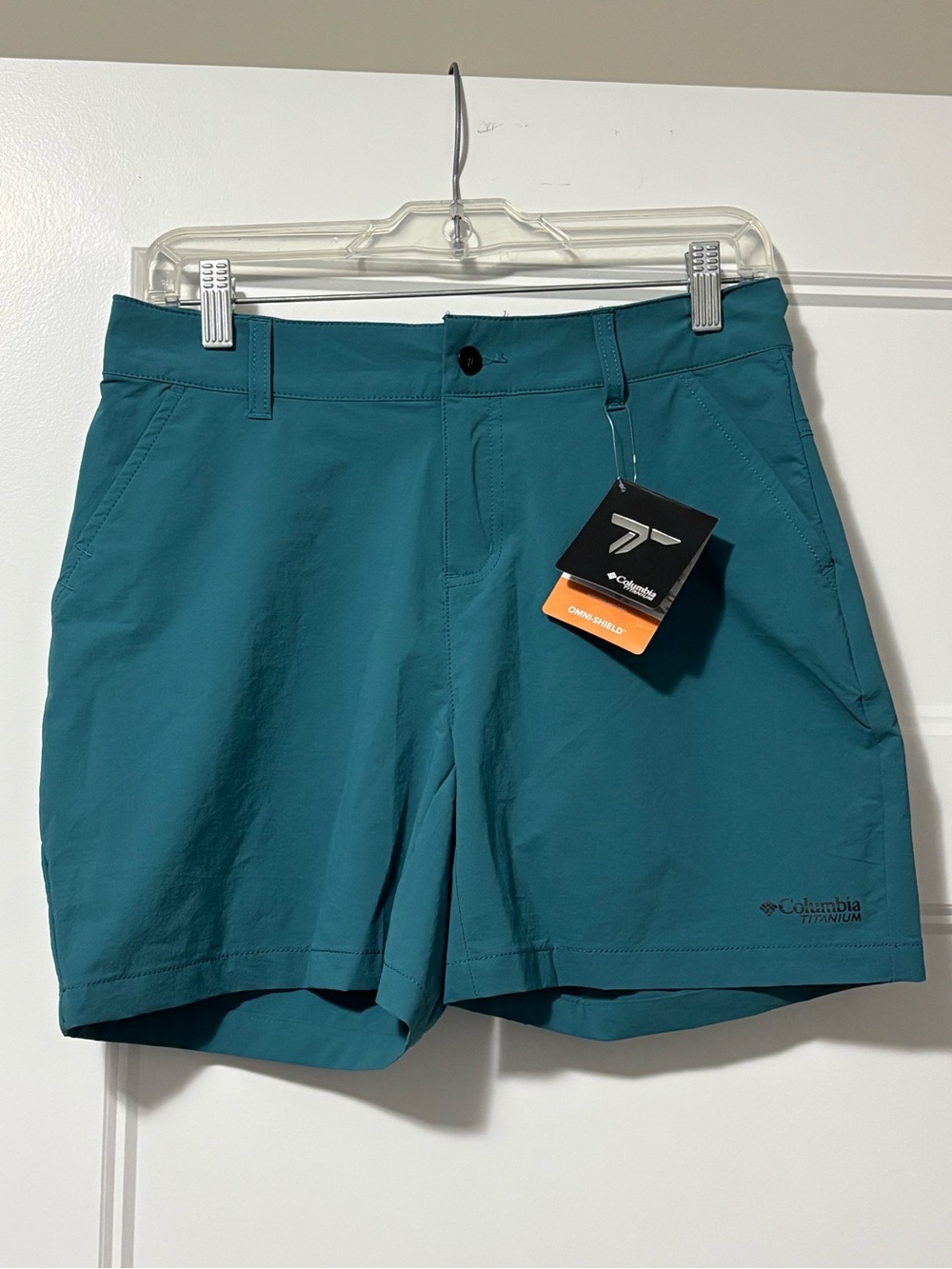 Columbia Teal Outdoor Performance Shorts - Woman’s Size 6 NWT